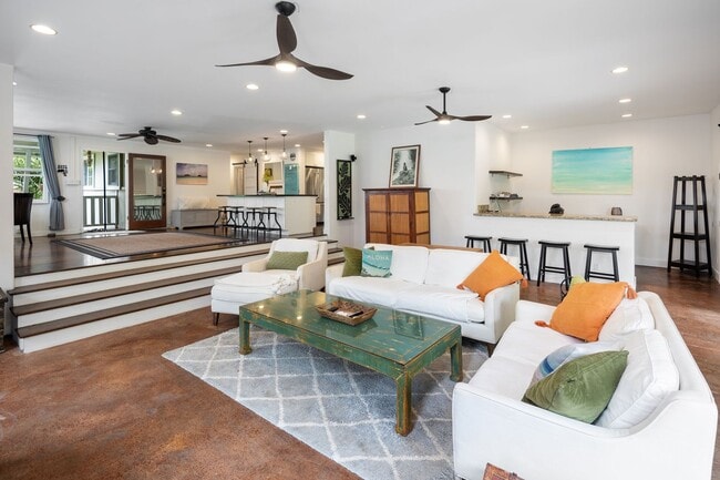 Primary Photo - Privately Gated, Cool, Furnished Home, Tuc...