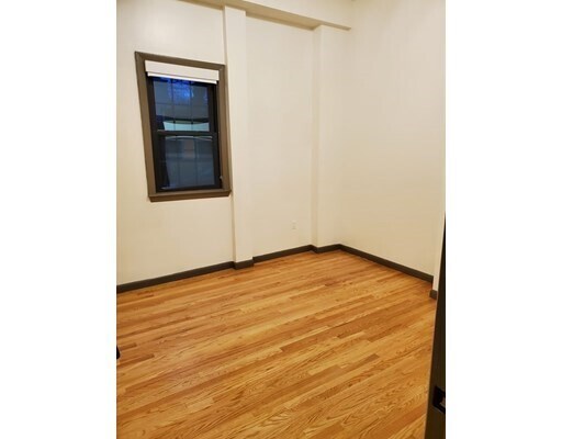 Building Photo - 109 Webster Ave
