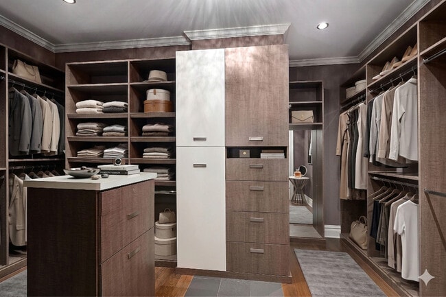 Building Photo - 1347 N State Pkwy