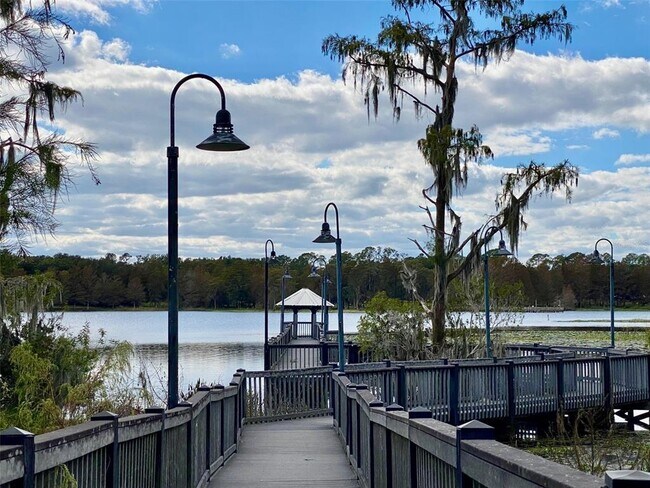 Building Photo - 3468 Soho St