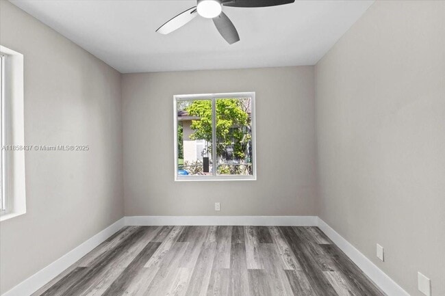 Building Photo - 6120 SW 63rd St