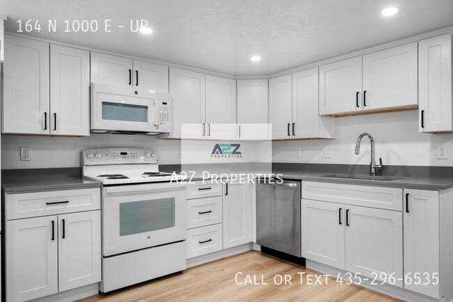 Building Photo - 164 N 1000 E