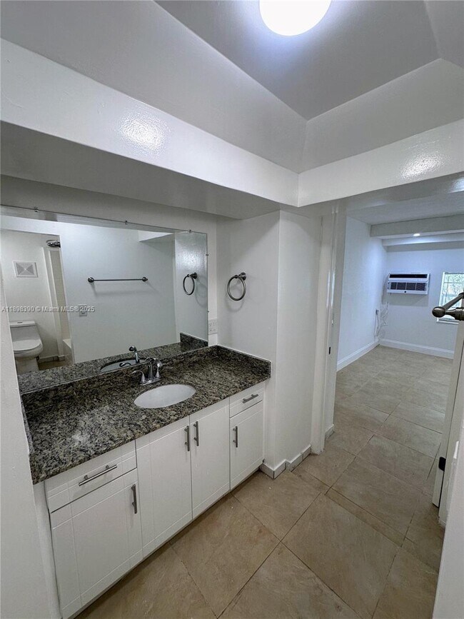 Building Photo - 9064 Collins Ave