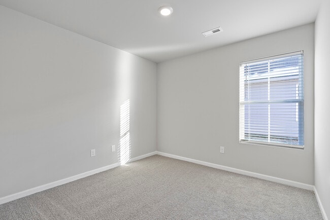 Building Photo - NEW CONSTRUCTION in SW Decatur!