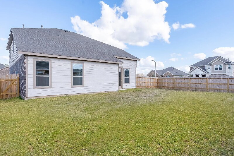 Building Photo - 6120 Whitewing Rd