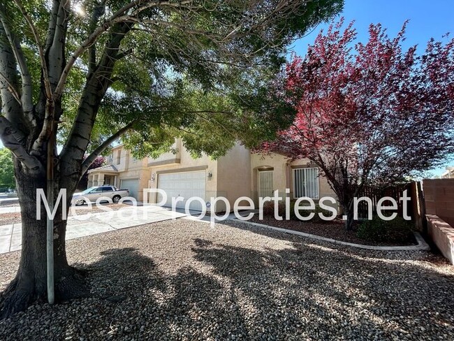 Building Photo - 14051 Yearling Ln