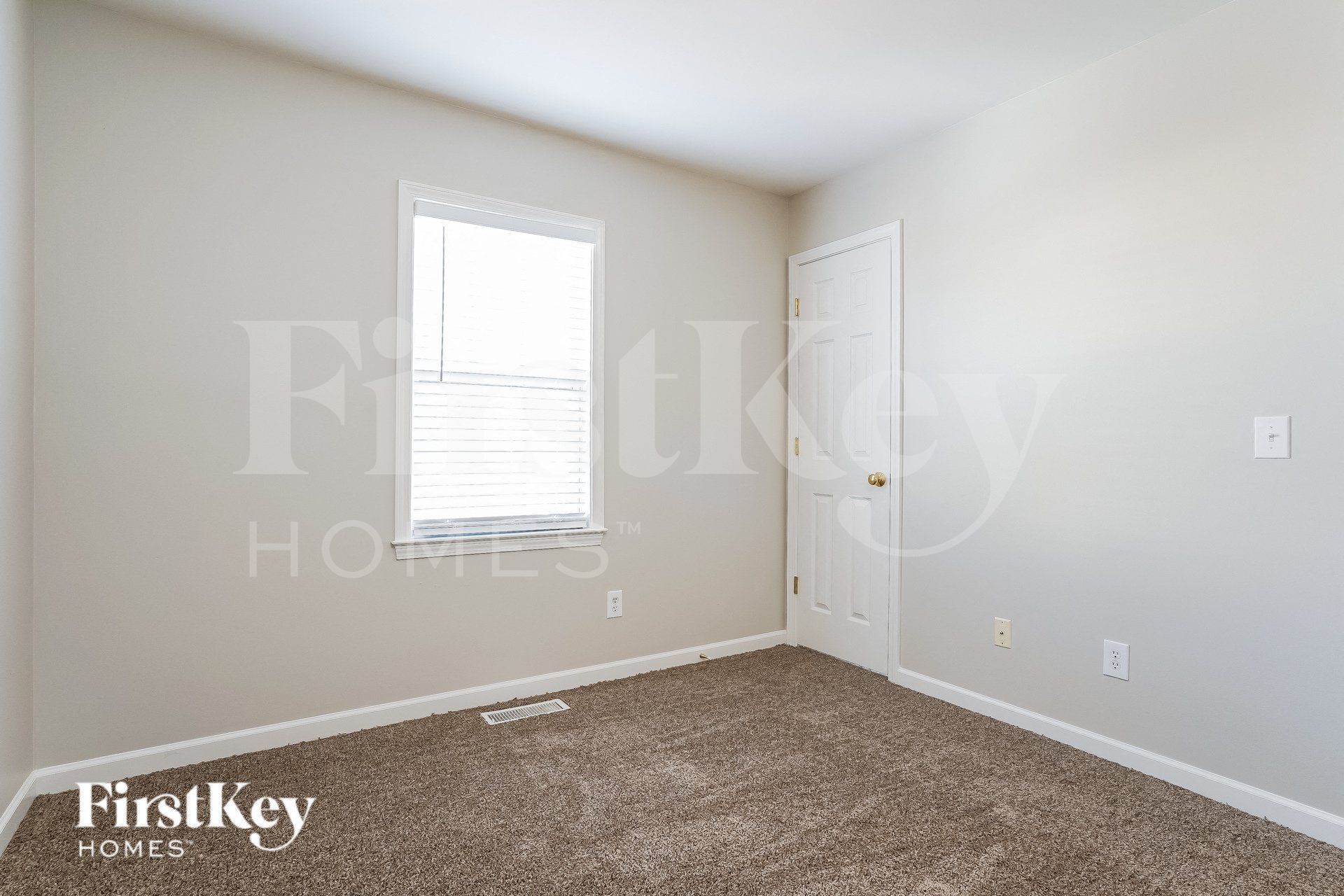 Building Photo - 5952 Bluestem Cir