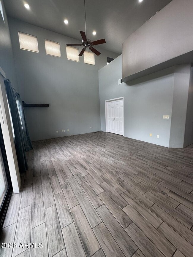 Building Photo - 1971 Knowlton St