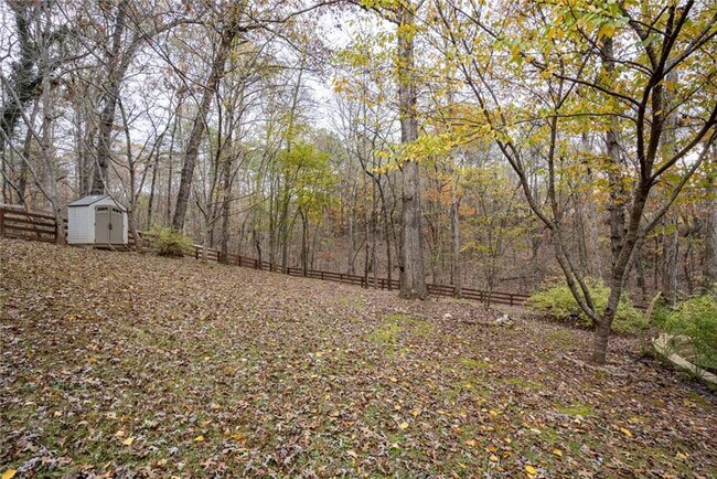 Building Photo - 225 Hawkins Farm Cir