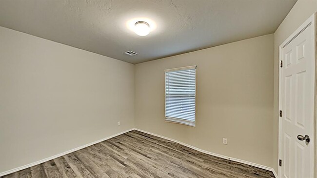Building Photo - 11648 NW 97th St