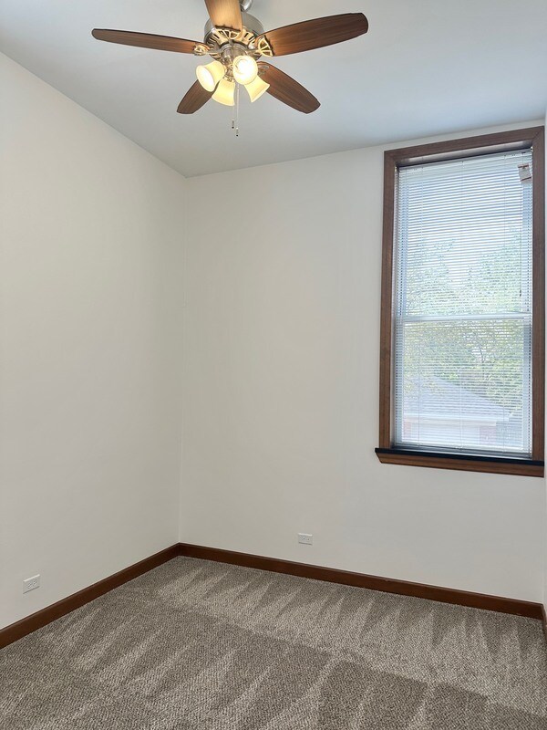 Building Photo - 730 N Seminary Ave