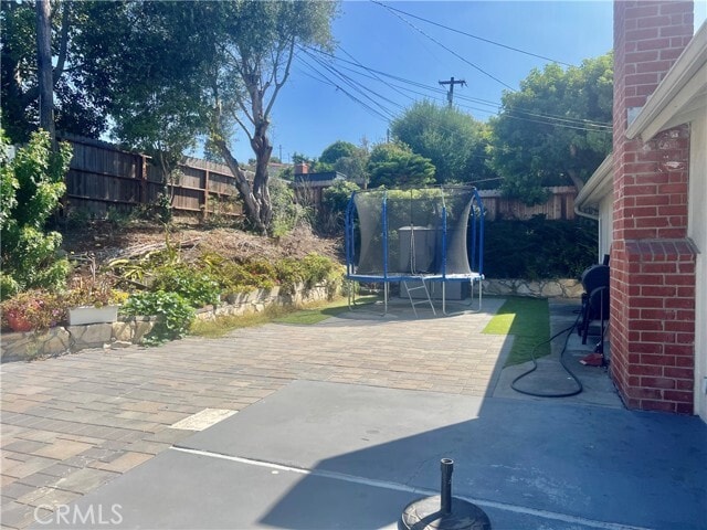 Building Photo - 6925 Maycroft Dr