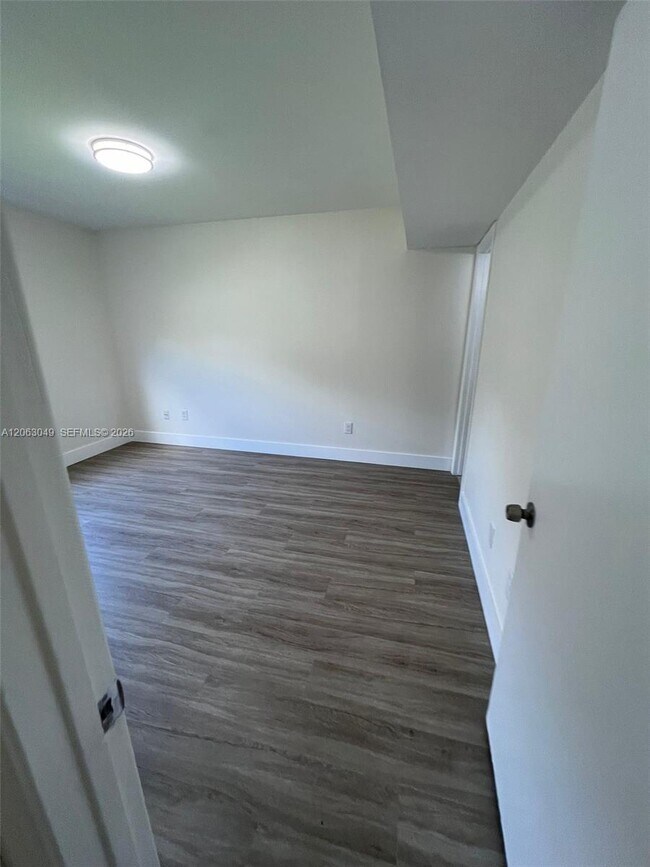 Building Photo - 2685 W 66th St