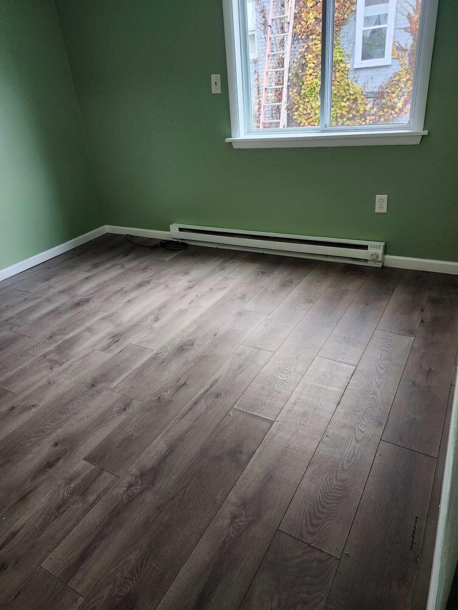 Dining room - 1052 3rd Ave