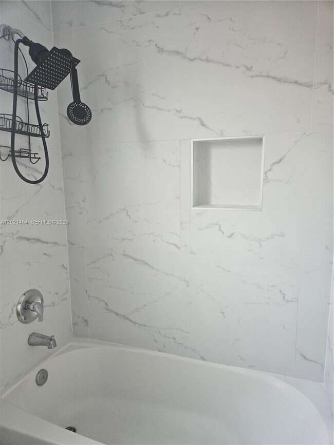 Building Photo - 2221 Sloane Pl