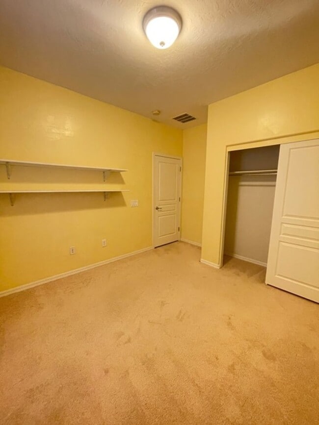 Building Photo - Sun City Mesquite 55+ Rental
