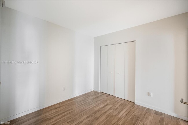 Building Photo - 1 br, 1 bath Condo - 1100 S Miami Ave Apt ...