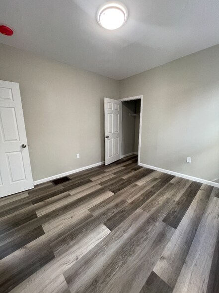 Building Photo - 537 Prospect Pl