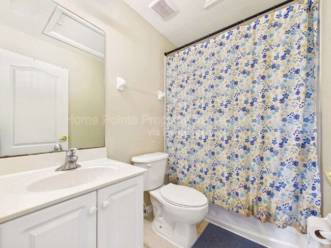 Building Photo - 9440 Ivy Brook Run