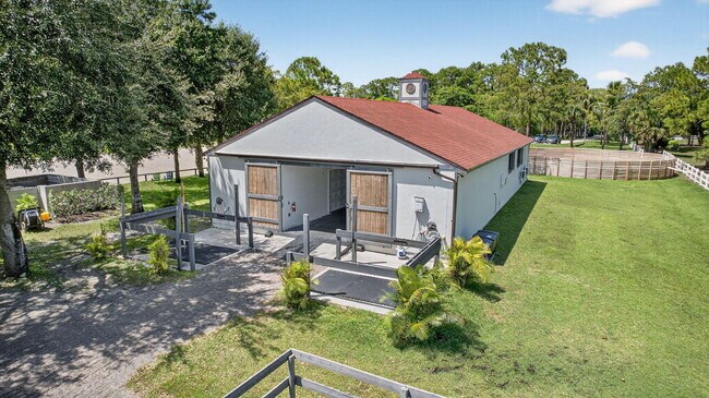 Building Photo - 17218 Shetland Ln
