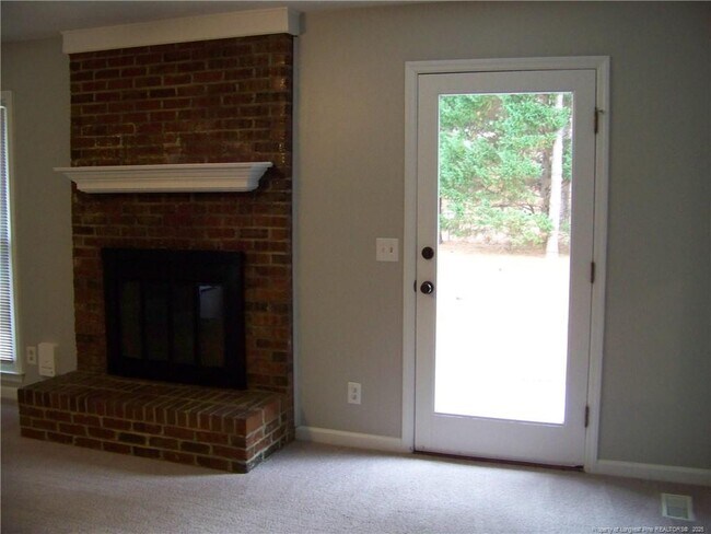 Building Photo - 6308 Dorset Ave