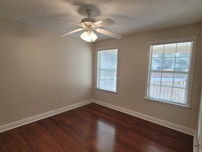 Building Photo - 4866 Planters Ridge Dr