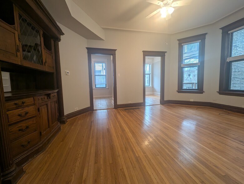 Building Photo - 3824 N Fremont St