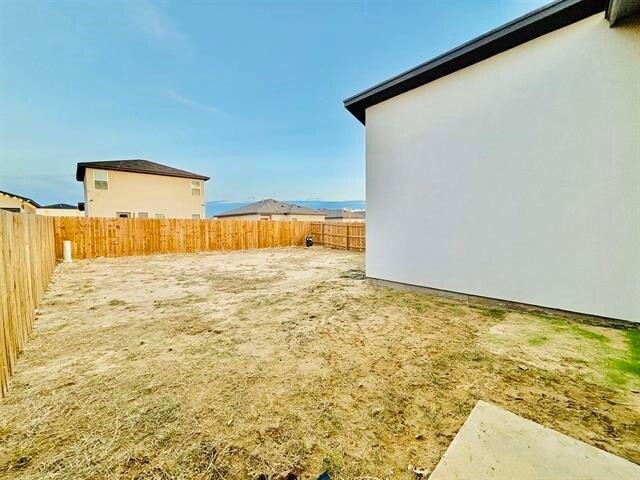 Building Photo - 5225 Anacahuita Dr