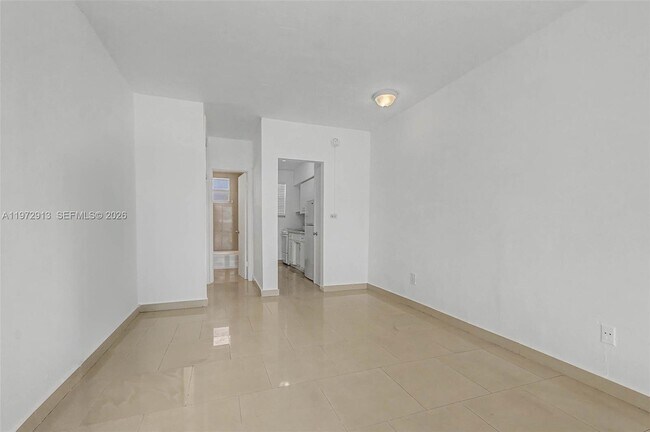 Building Photo - 1685 Jefferson Ave