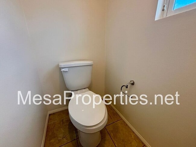 Building Photo - 6966 Madison Ln