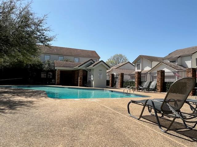 Building Photo - 17084 Westgrove Dr