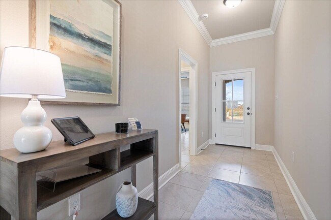 Building Photo - 18 Hydrangea Blvd