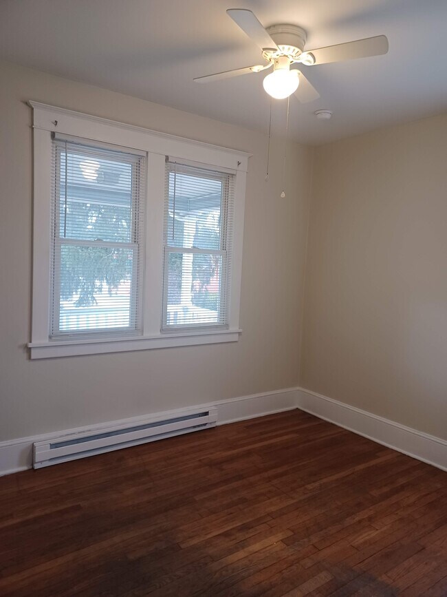 Building Photo - 101 W Whitlock Ave