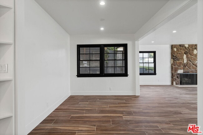 Building Photo - 5266 Veronica St