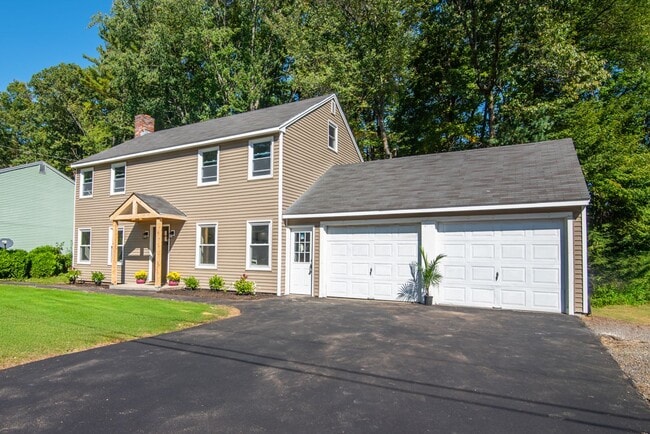 Primary Photo - 11 Chatham St