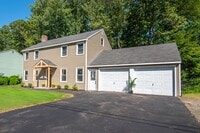 Building Photo - 11 Chatham St