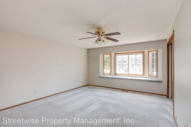 Building Photo - 3 br, 2 bath House - 7849 SW Champion Ct