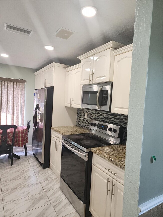 Building Photo - 4440 NW 92nd Way