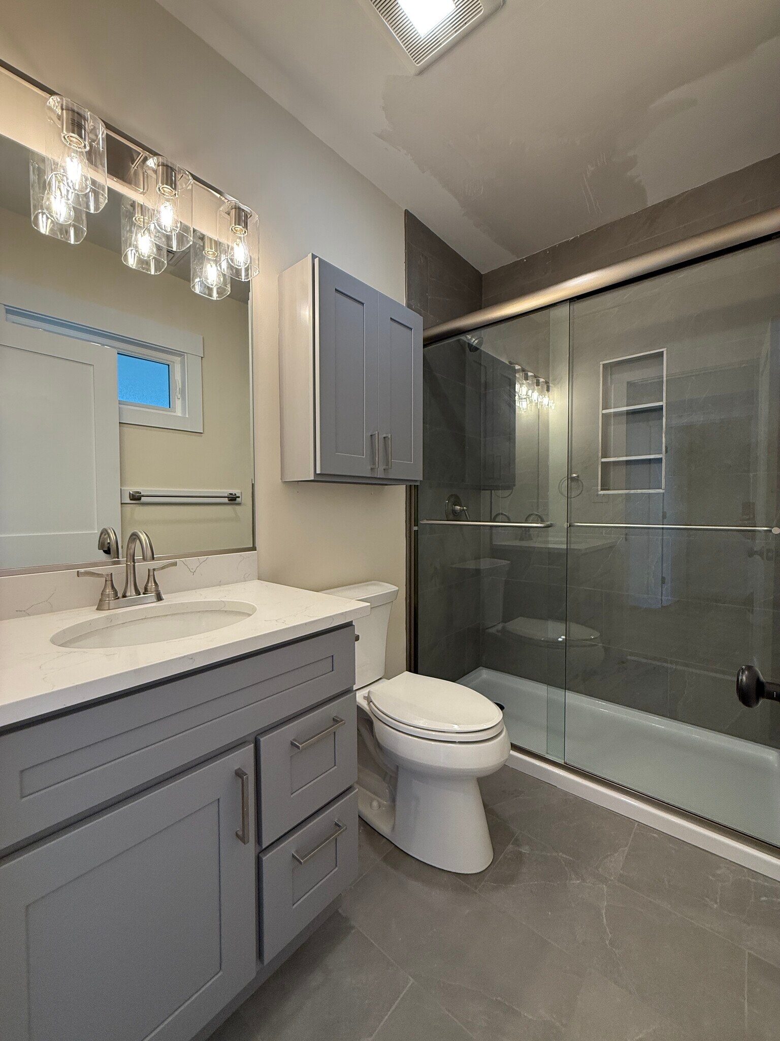 Building Photo - 14 Dorr St