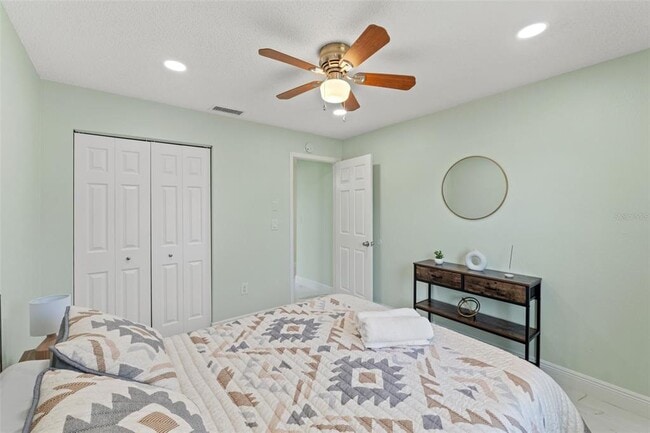 Building Photo - 439 E Boyer St