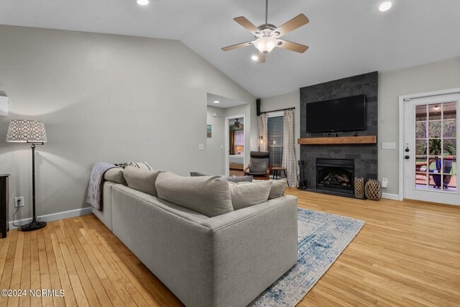 Building Photo - 89 Sandpiper Dr