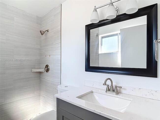 Building Photo - 4487 Pocatella Ave