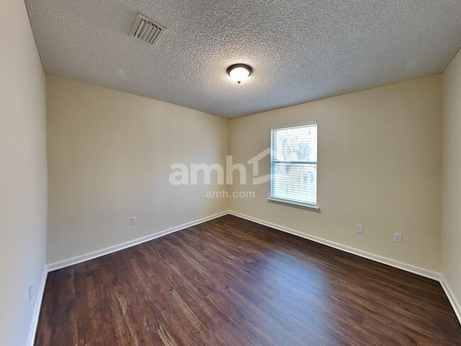 Building Photo - 2952 Majestic Oaks Ln