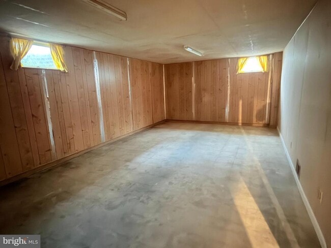 Building Photo - 694 Hickory Ridge Rd