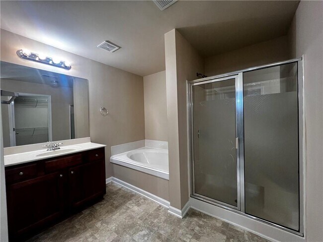 Building Photo - 115 Tyson Woods Rd