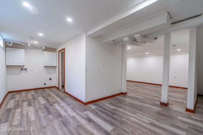 Building Photo - 4819 NY-50