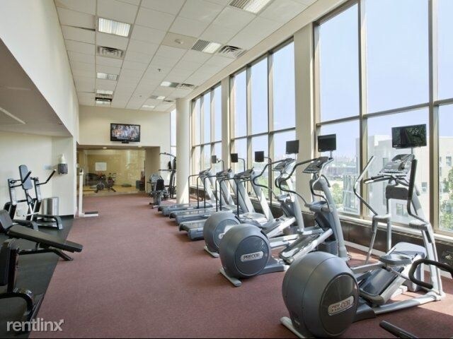 Building Photo - 100 Daibes Ct