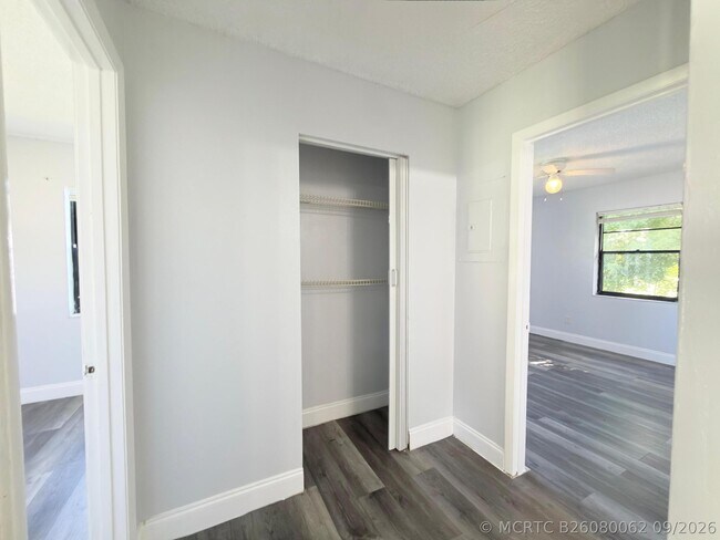 Building Photo - 4885 Badger Rd