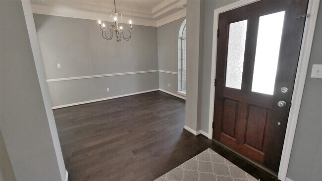 Building Photo - 10402 Indian Paintbrush Ln