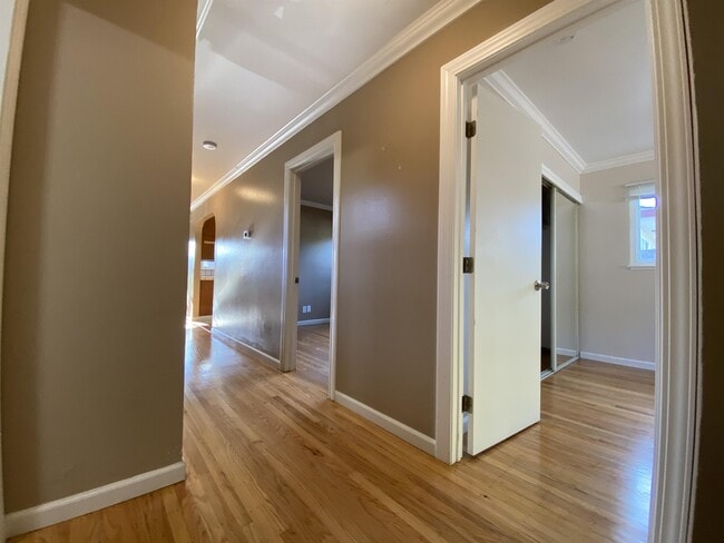 Building Photo - 668 Santa Coleta Ct